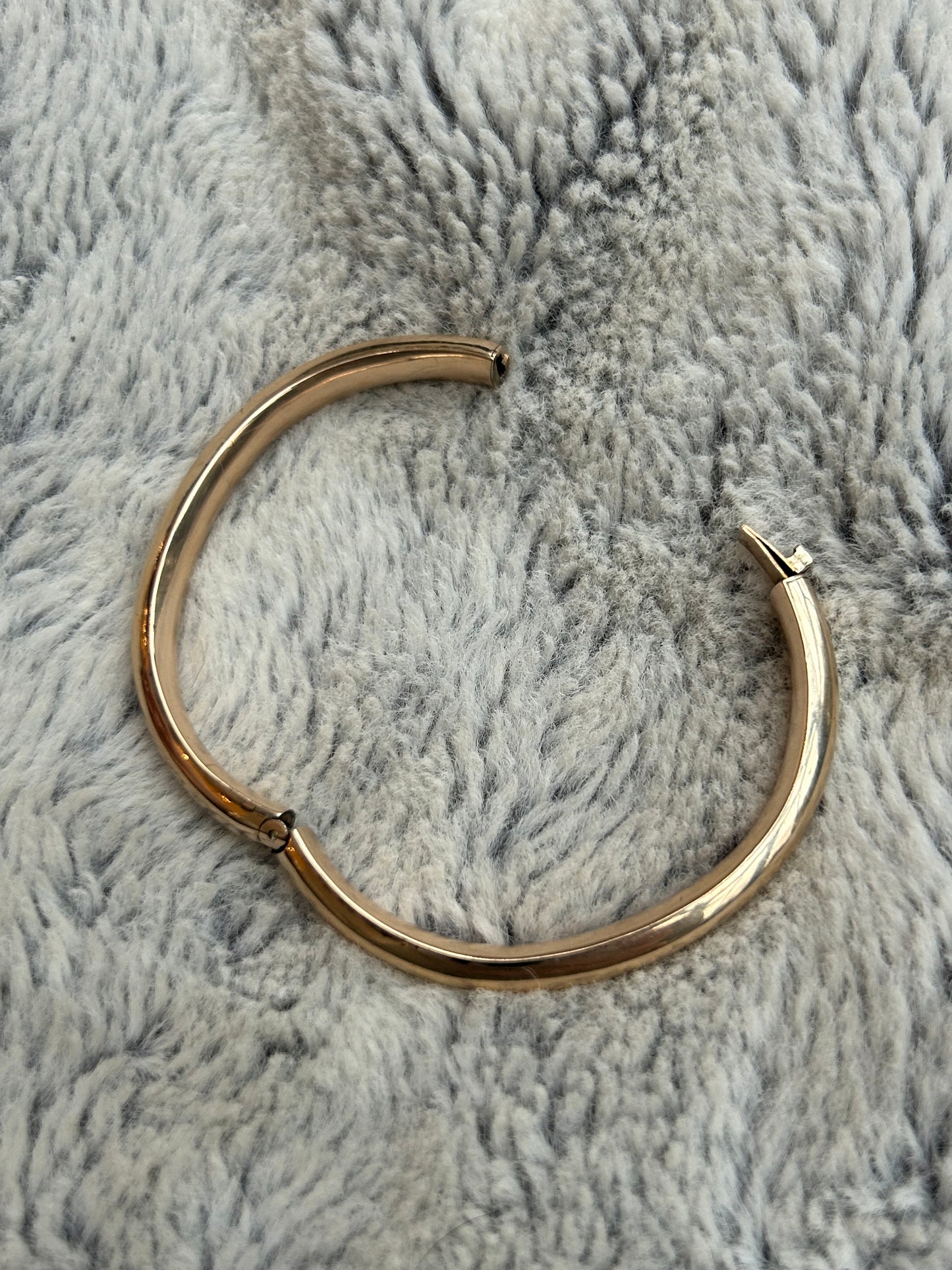 Vintage Hinged Rolled Gold Bangle (small)