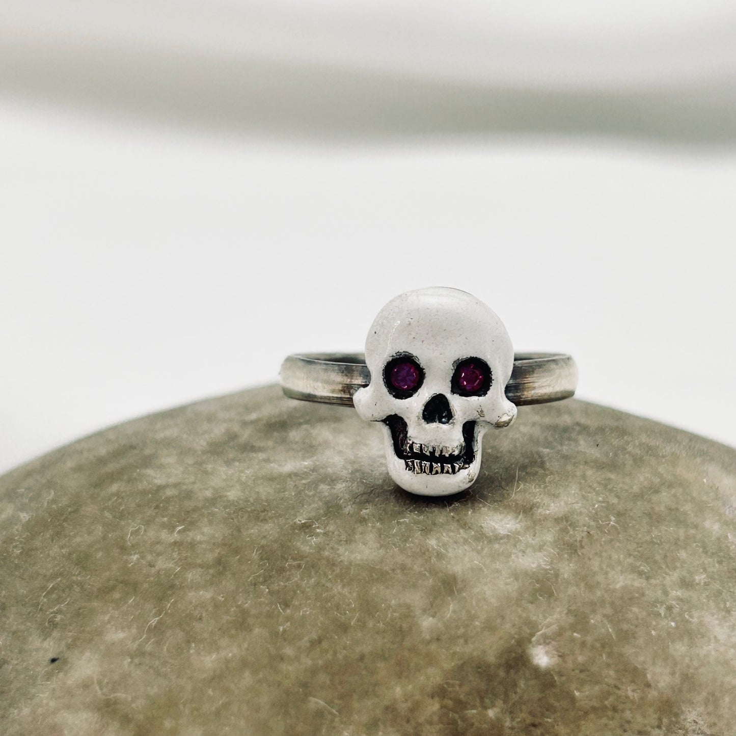 Memento Mori | Silver & Garnet Ring