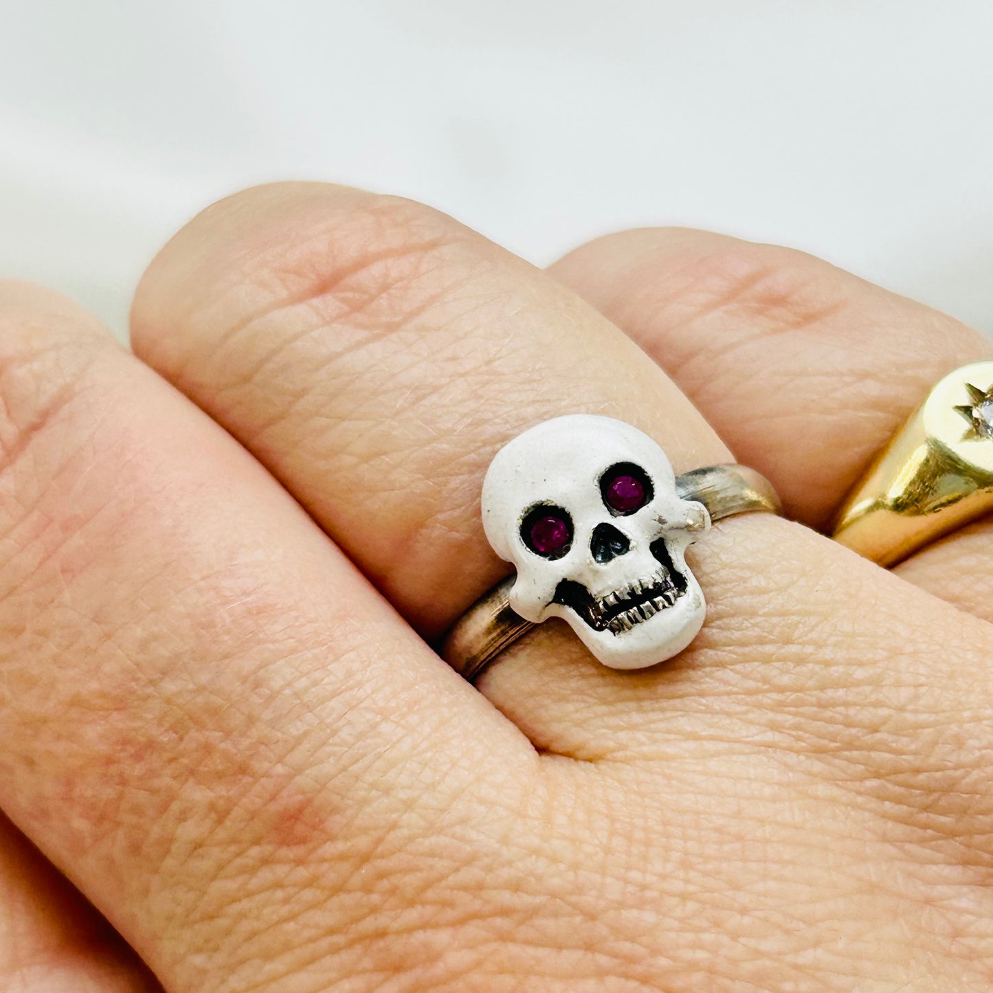 Memento Mori | Silver & Garnet Ring